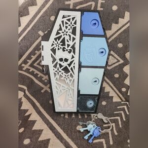 Monster High Skulltimate Secrets Fearidescent Storage Locker Keys Frankie Stein
